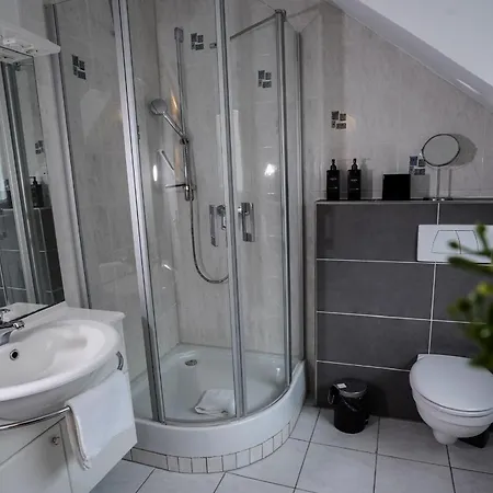 Stadtoase Naehe Uni Mit Sauna Coblenza Exterior foto